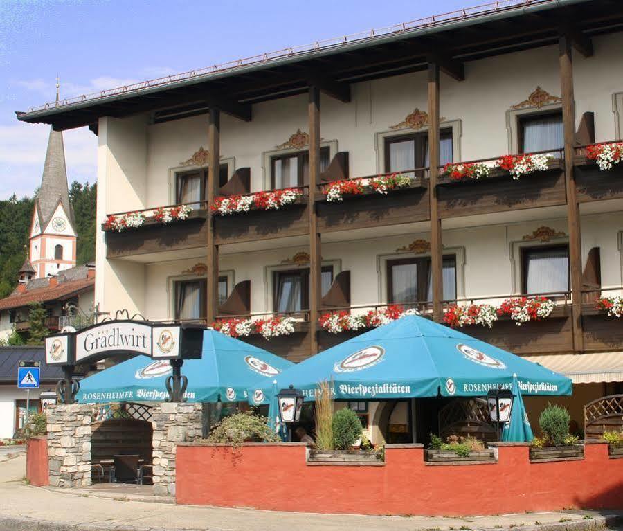 Hotel Restaurant Gradlwirt Niederndorf  Exteriör bild